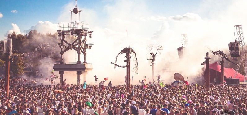 Les meilleurs festivals technos en Allemagne en 2025 - Fusion festival meilleurs festivals techno allemagne tenue de festival.fr - Tenue de festival