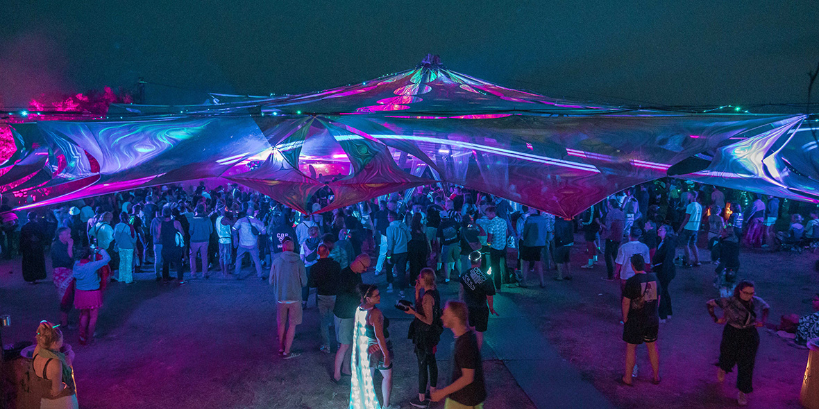 Les meilleurs festivals technos en Allemagne en 2025 - Wurzelfestival meilleurs festivals techno allemagne tenue de festival.fr - Tenue de festival