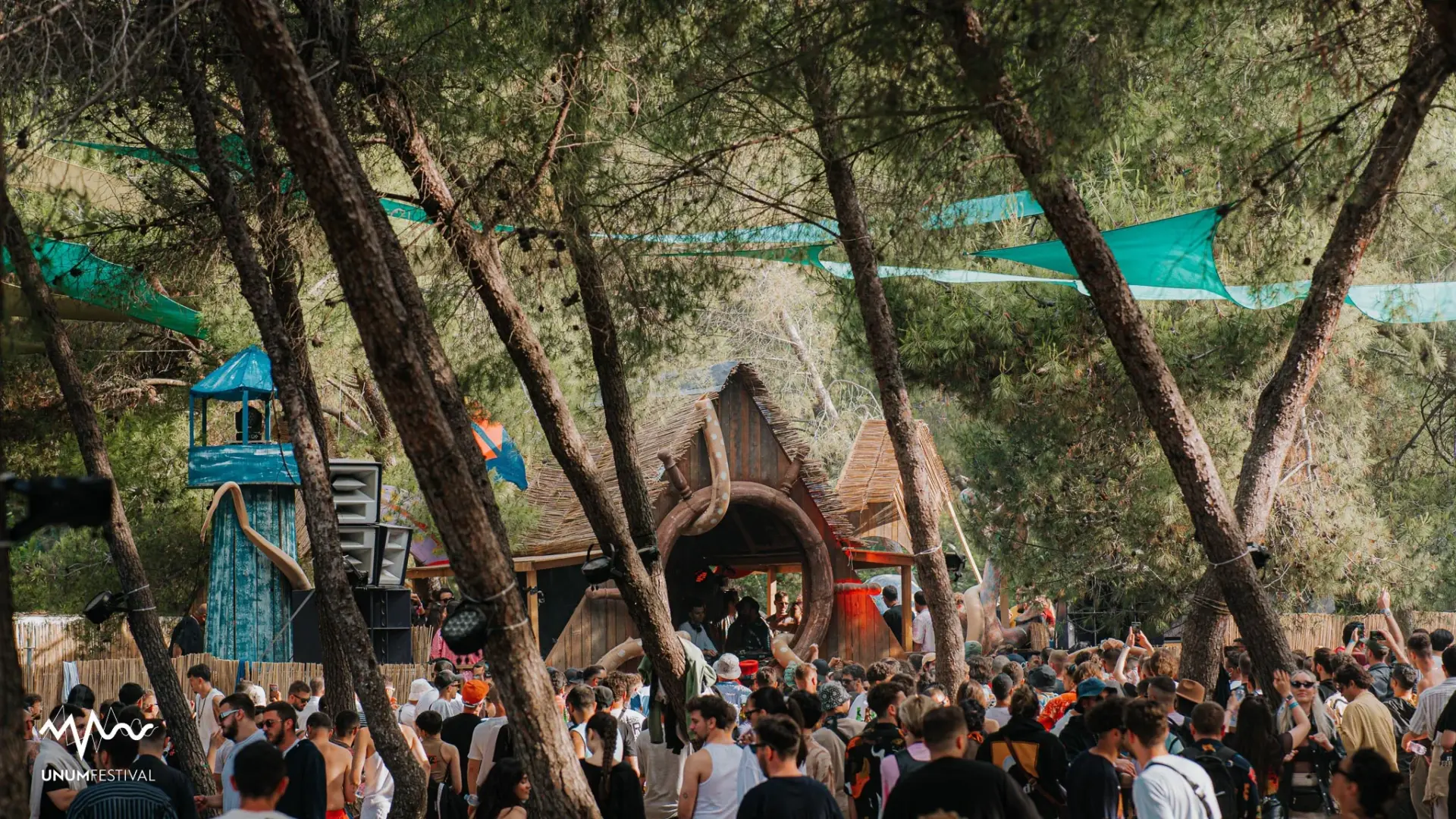 Les meilleurs festivals techno en Albanie en 2025 3 Les meilleurs festivals techno en Albanie en 2025 - Unum festival les meilleurs festival en albanie tenue de festival - Tenue de festival