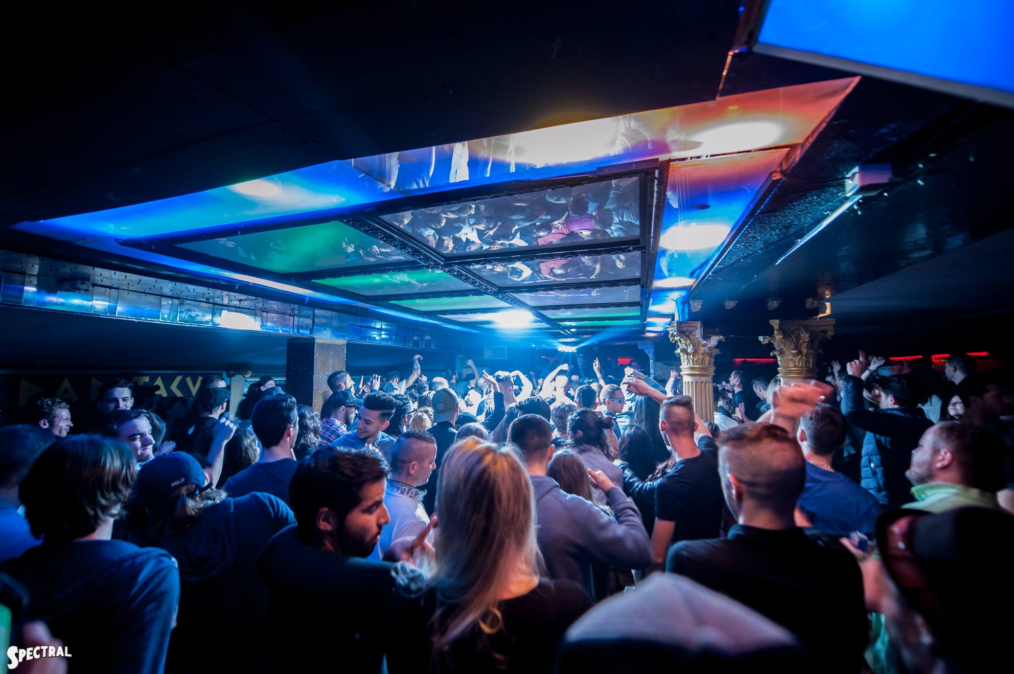 Les meilleurs lieux de soirée techno à Marseille 8 Les meilleurs lieux de soirée techno à Marseille - Spartacus club club soirée techno marseille - Tenue de festival