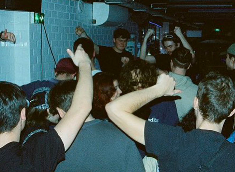 Les meilleurs lieux de soirées techno à Toulouse 5 Les meilleurs lieux de soirées techno à Toulouse - La station soirées techno toulouse - Tenue de festival