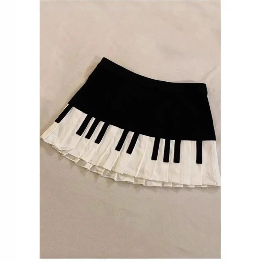 Jupe courte plissée style piano - Kf sbdb a f b e a a b a x - Tenue de festival