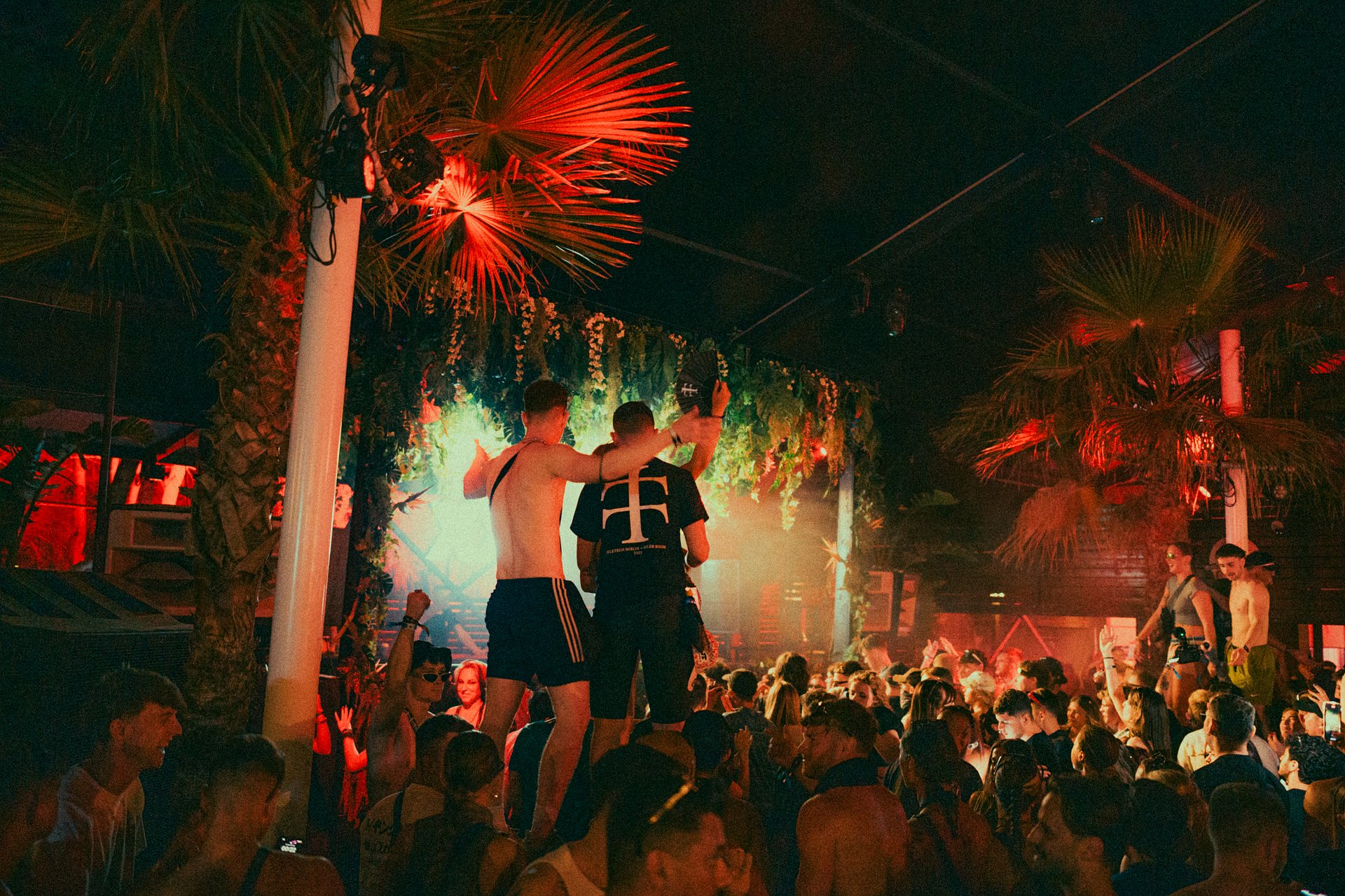 Les meilleurs Festivals Techno à Malte en 2026 ! 4 Les meilleurs Festivals Techno à Malte en 2026 ! - Xxl malta festivals techno malte - Tenue de festival